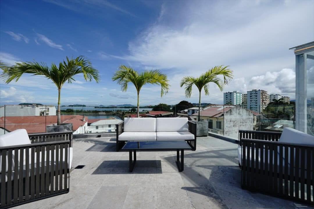 Apartment Lovely 2br With Pool In Casco Antiguo Panama City